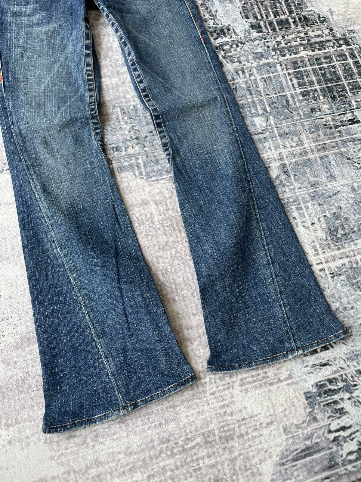 True Religion True Religion Joey Flare Denim Jeans Size US 28 / EU 44 - 5 Thumbnail