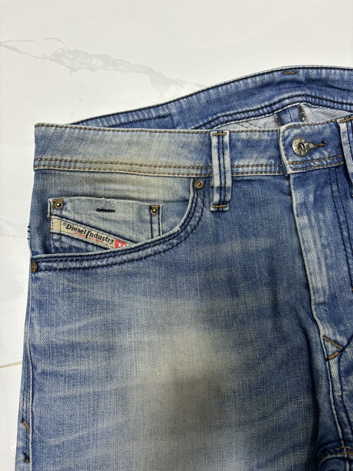 Diesel DIESEL JEANS DISTRESS THANAZ SLIM SKINNY JEANS Size US 32 / EU 48 - 7 Thumbnail