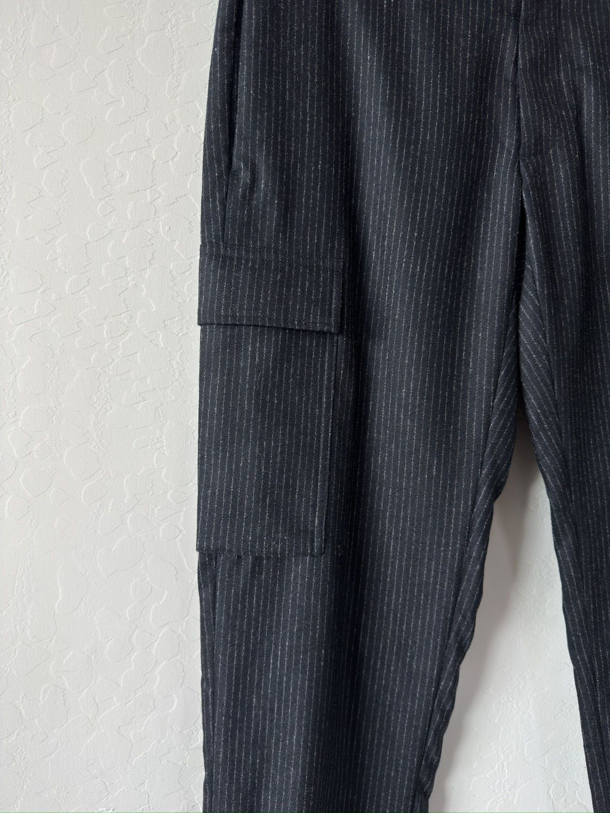 Dior DELETING FINAL $1000 Dior Navy Pinstripe Cargo Wool Pants Size US 30 / EU 46 - 2 Thumbnail