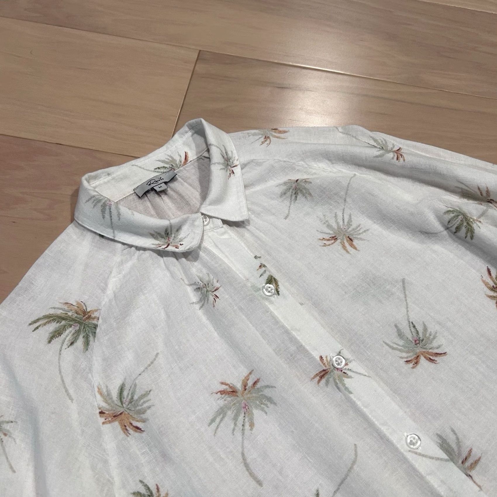 Rails VINTAGE Rails Nathalie White Palms Button Up Linen Blend Shirt Womens M White Palm Trees Long Sleeve Buttons Casual Breathable Easy Care Size M / US 6-8 / IT 42-44 - 2 Thumbnail