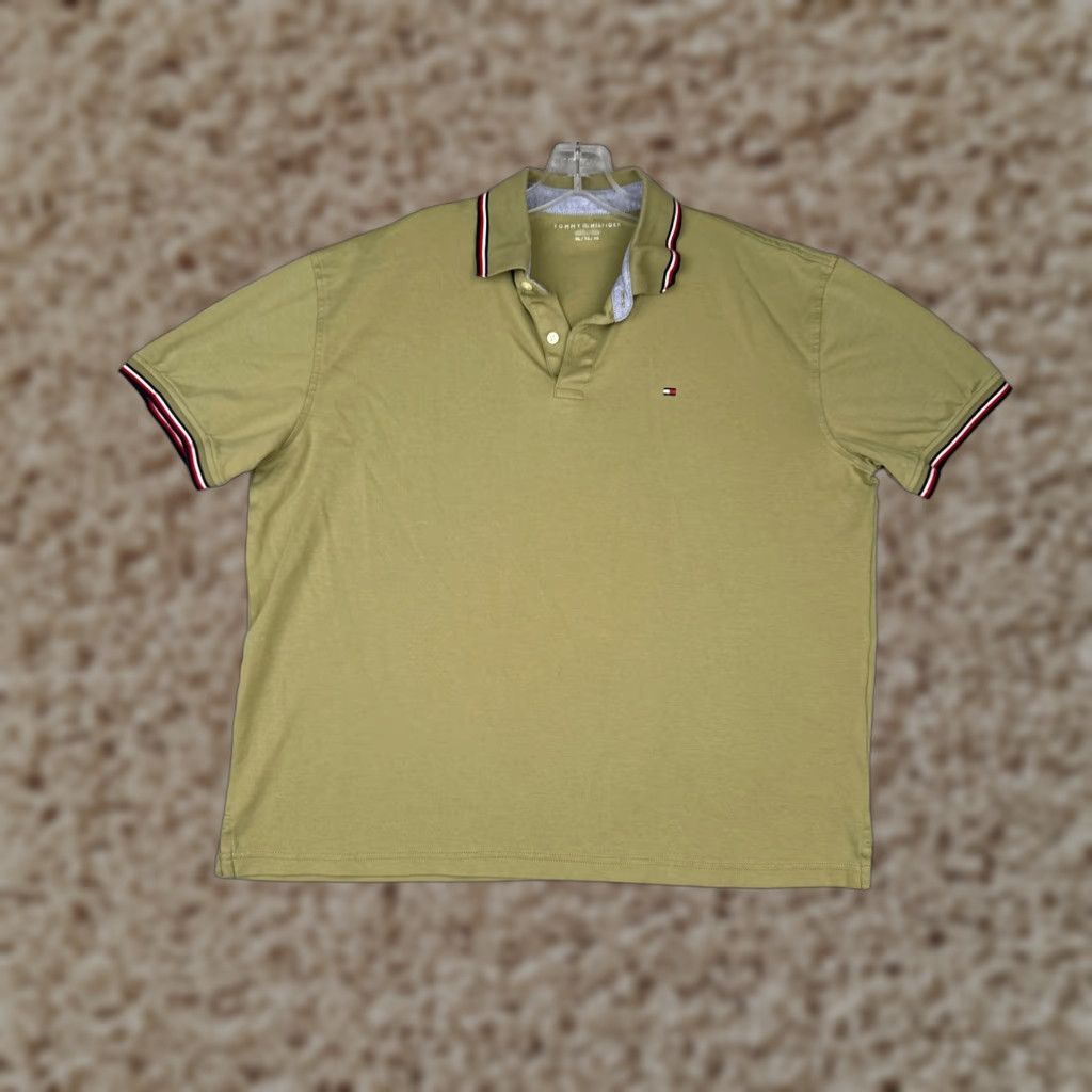 Tommy Hilfiger VINTAGE Tommy Hilfiger Polo Shirt Men XL Green 100% Cotton Short Sleeve Slim Fit Logo Embroidered 3-Button Polo Men’s Shirt Size US XL / EU 56 / 4 - 1 Thumbnail