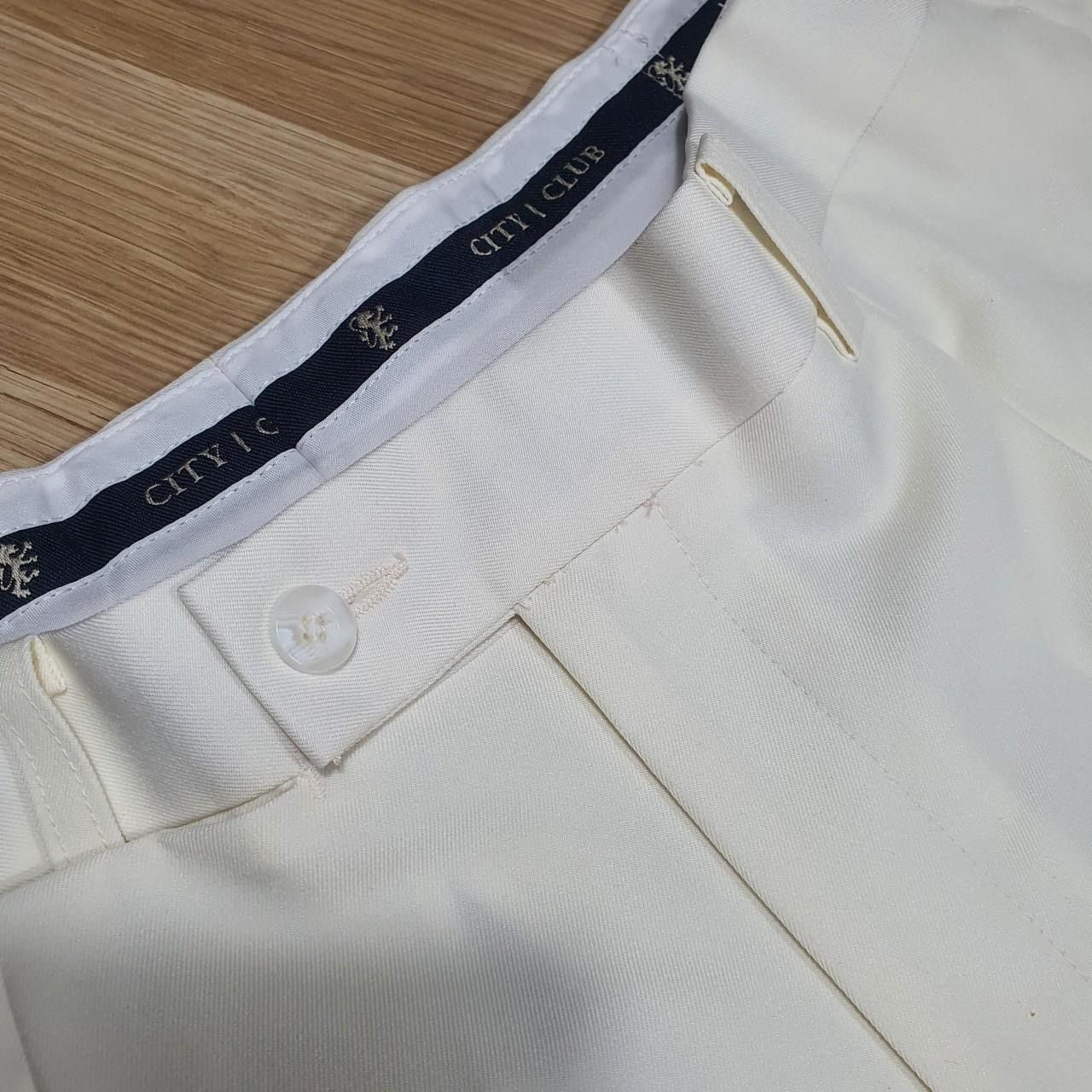Designer City club Size US 38 / EU 54 - 5 Thumbnail