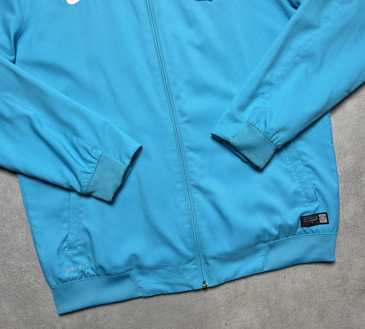 Nike Manchester City 2015 2016 Football Soccer Track Jacket Nike Size US L / EU 52-54 / 3 - 4 Thumbnail