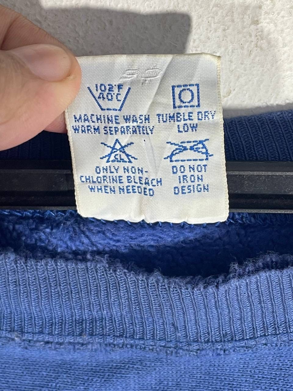 Champion Vintage champion reverse weave distressed trash Size US M / EU 48-50 / 2 - 5 Thumbnail