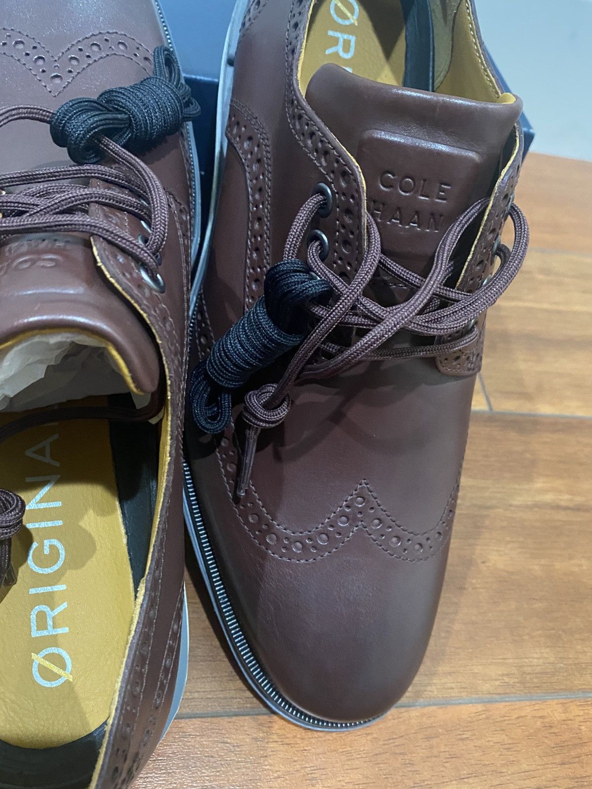 Cole Haan Cole Haan ØriginalGrand Wingtip - Cordovan -C31546 - US 9.5M Size US 9.5 / EU 42-43 - 9 Thumbnail