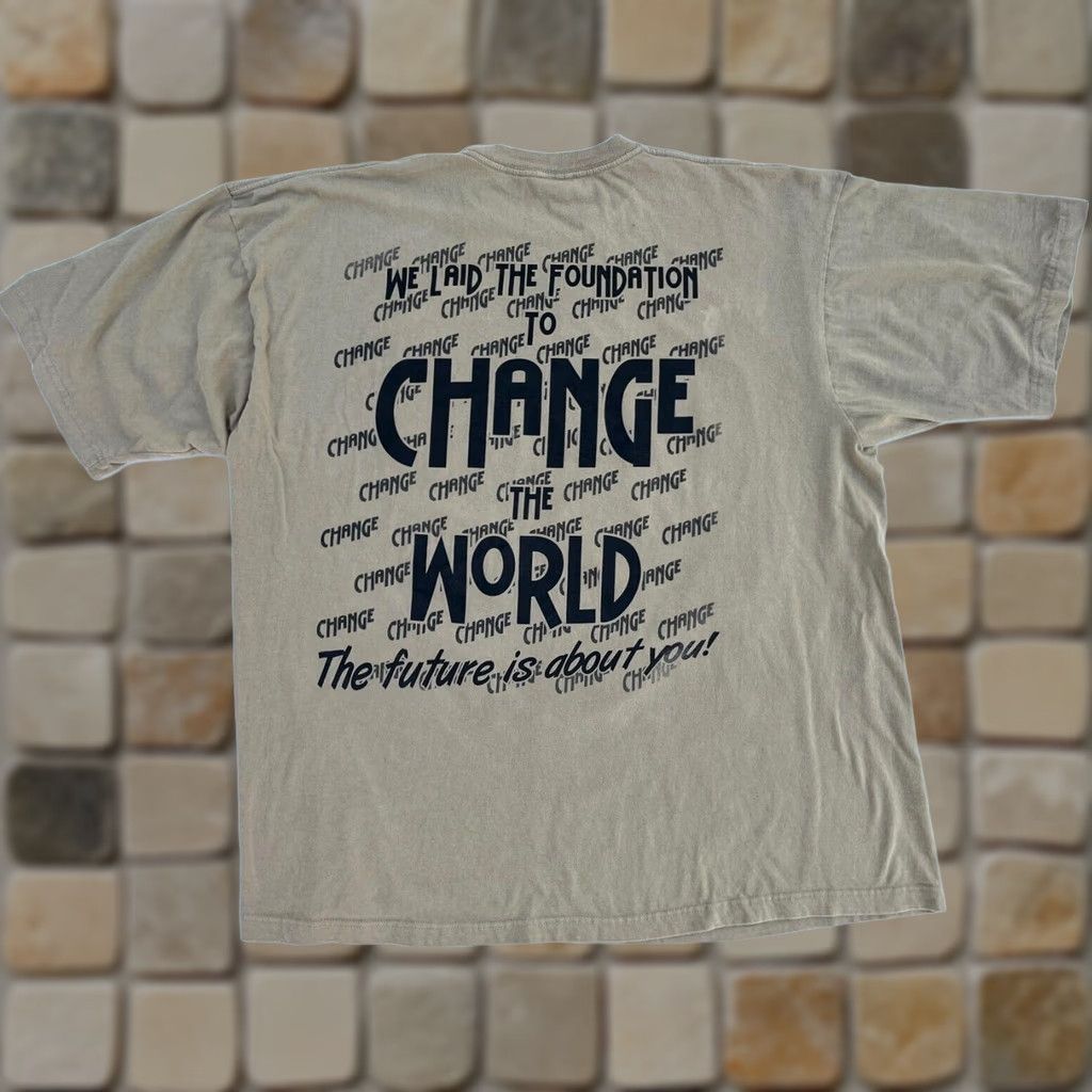 Vintage VINTAGE Men's T-Shirt Obama We Still Have The Dream 2008 3XL Beige Cotton USA Crew Neck Short Sleeve VINTAGE Size US XXL / EU 58 / 5 - 1 Thumbnail