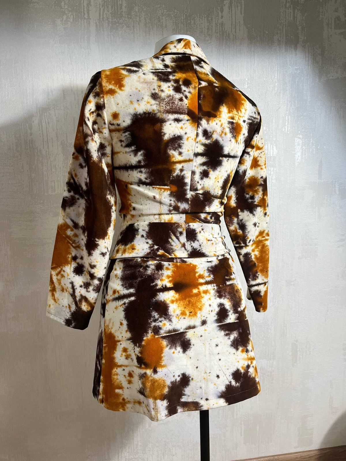 Japanese Brand Vintage Cow Print Acid Wash Denim Mini Skirt & Jacket Set S Size XS / US 0-2 / IT 36-38 - 7 Thumbnail