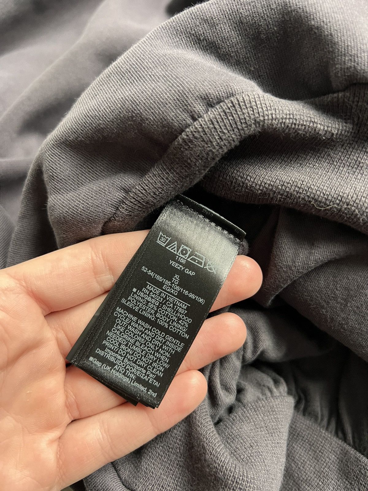 Balenciaga × Gap × Yeezy Yeezy Gap Dove Hoodie Dark Grey Size US XL / EU 56 / 4 - 8 Thumbnail