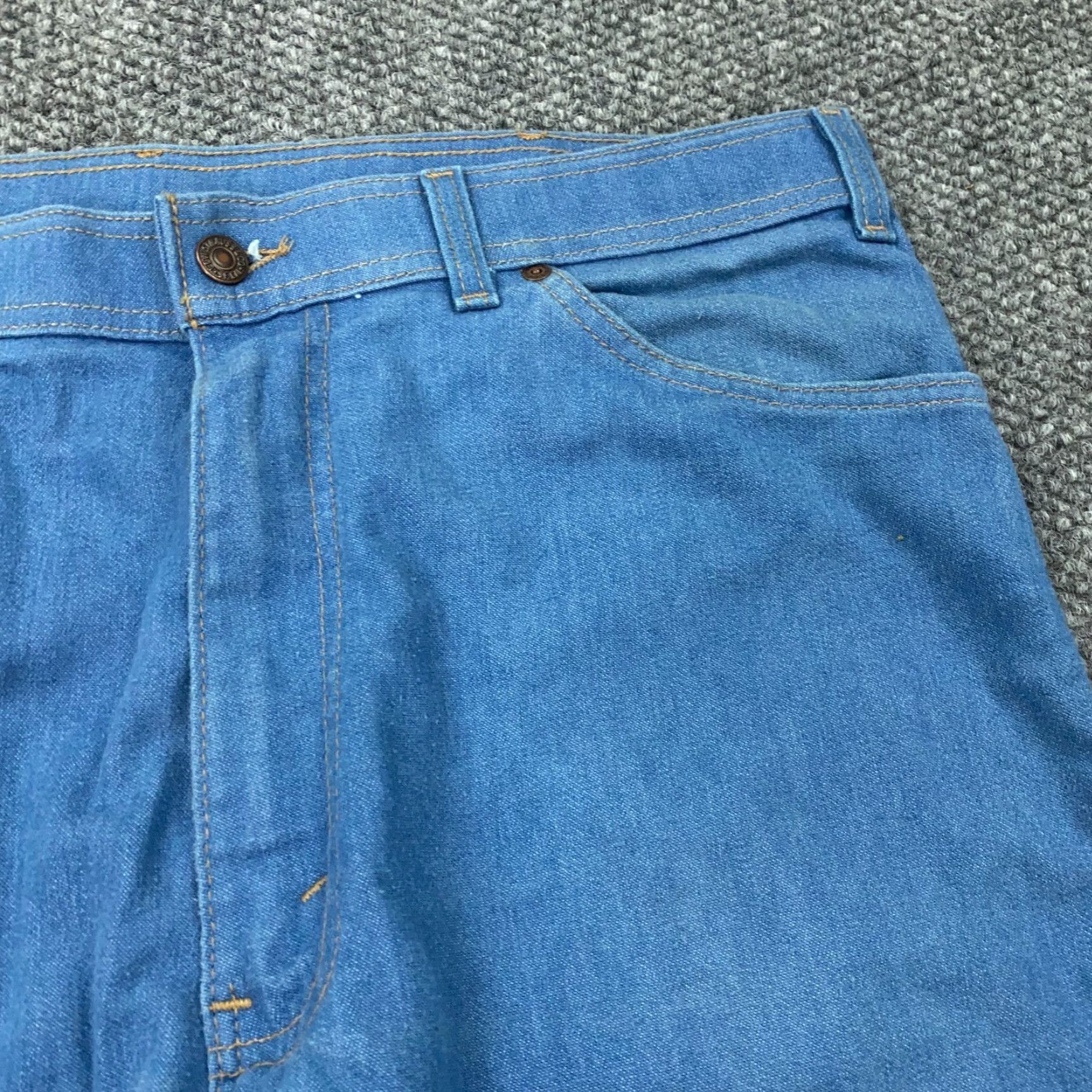 Levi's VINTAGE Levi's Jeans 38x31 Mens Blue 80s Western Denim 5-Pocket Relaxed Straight Made in USA Clothing Mens Size US 36 / EU 52 - 4 Thumbnail