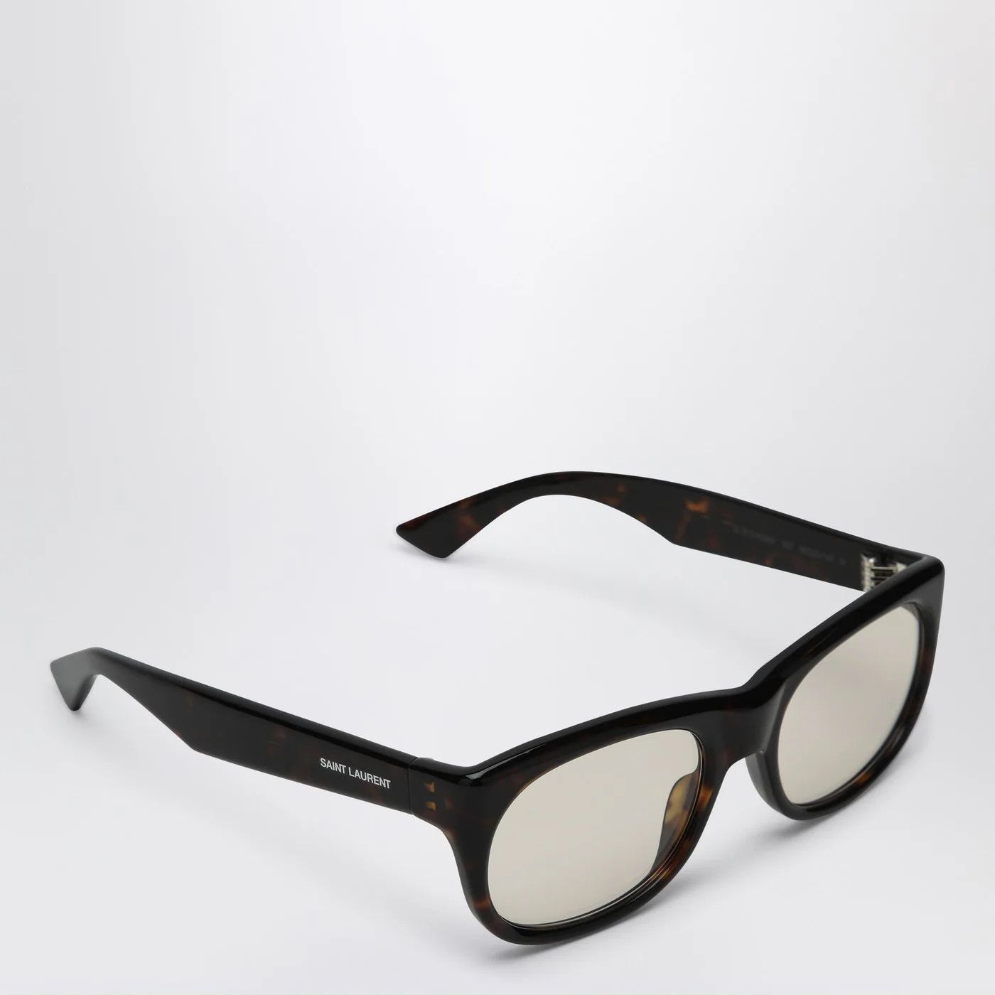 Saint Laurent Paris o1d2blof0526 Size: OS / Romy Sunglasses in Black Size ONE SIZE - 2 Thumbnail