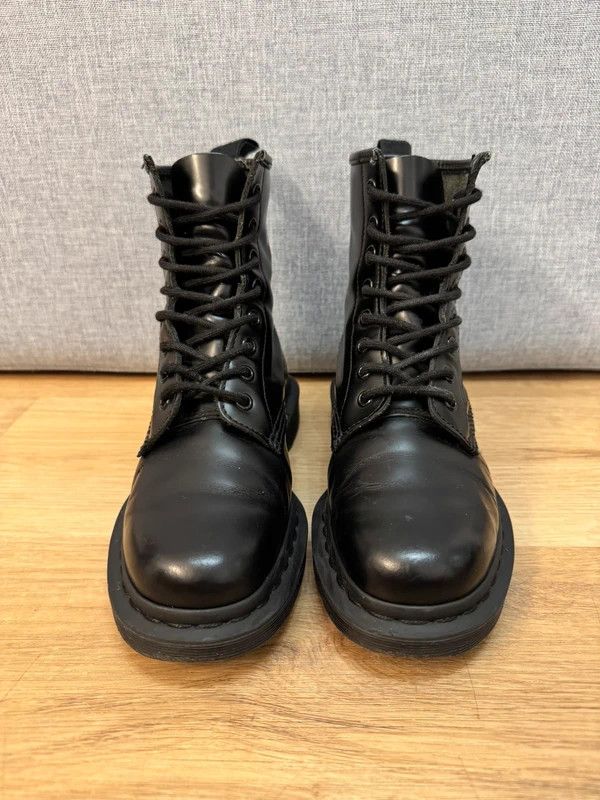 Dr. Martens Dr. Martens 1460 Smooth Mono Black Boots Leather 38 Size US 8 / IT 38 - 5 Thumbnail