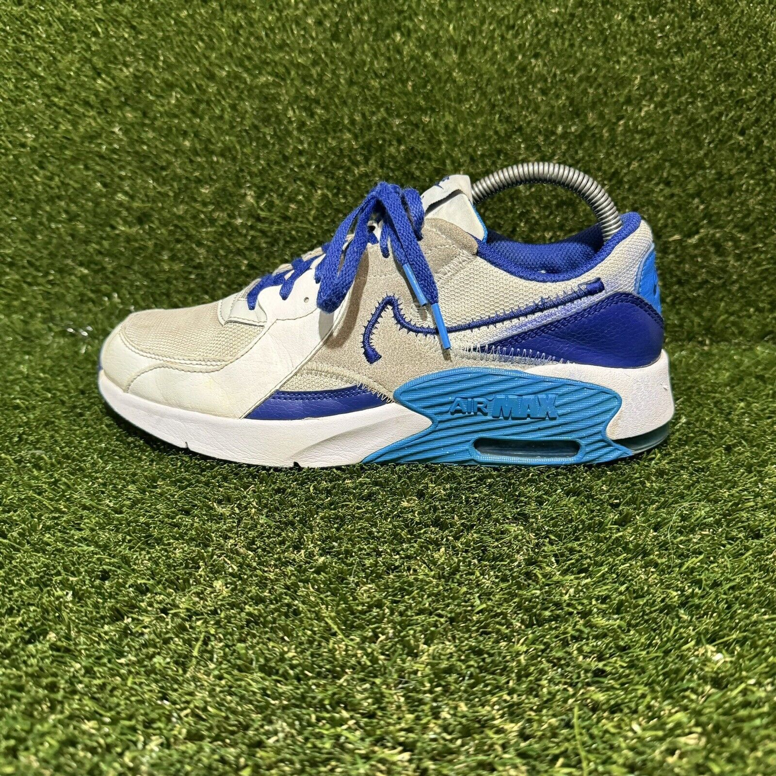 Nike Size 7Y - Nike Air Max Excee GS 'White Deep Royal Blue' Size US 7 / EU 40 - 1 Thumbnail