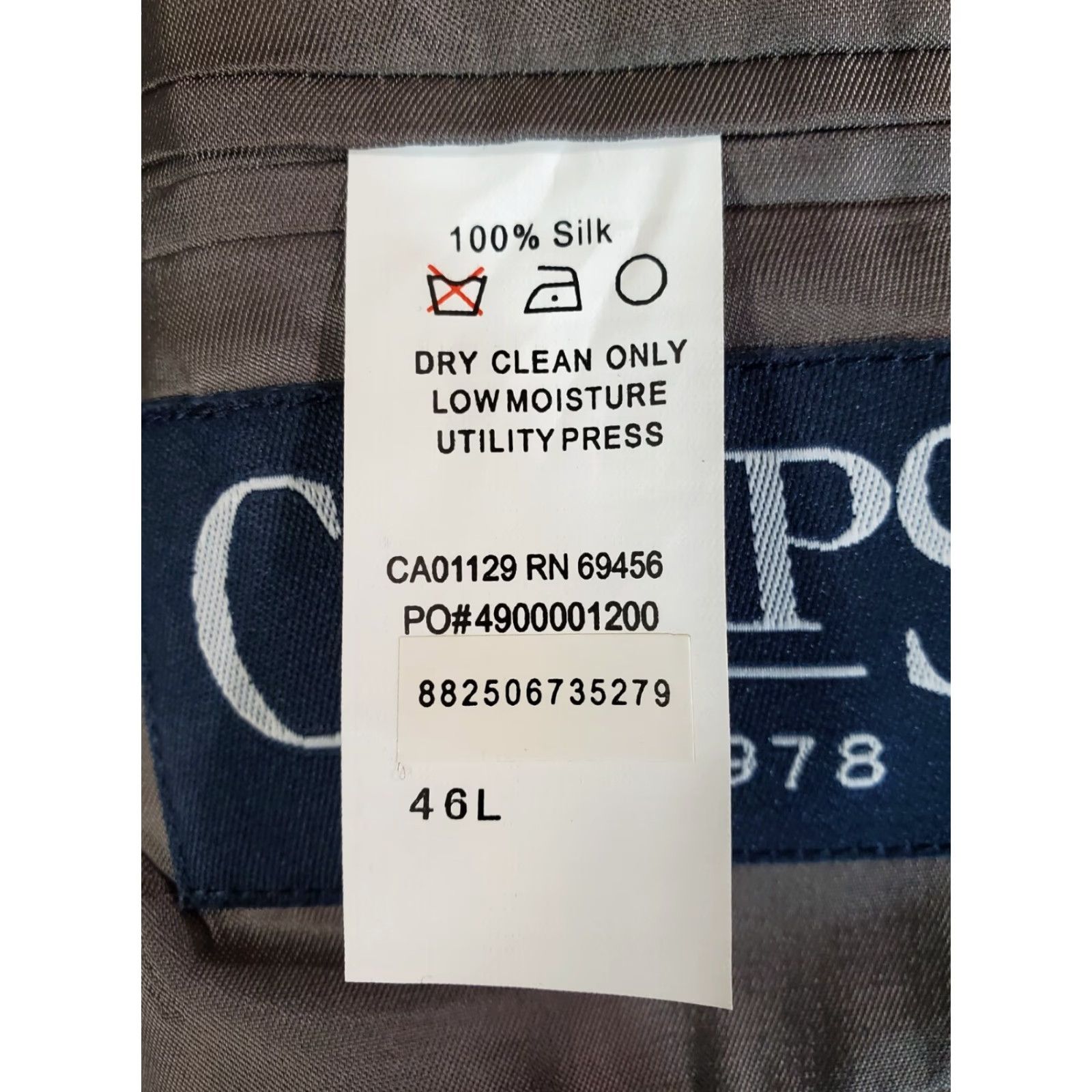 Chaps VINTAGE Chaps by Ralph Lauren Signature Blazer 46L Check Design 100% Silk Suit Coat Size 46R - 5 Thumbnail
