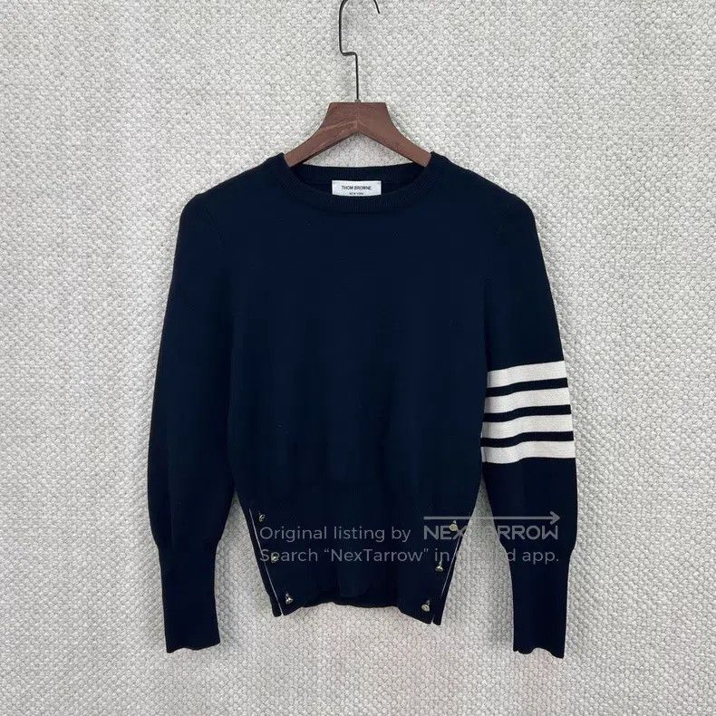 Thom Browne Thom Browne Basic Gold Button Four Stripe Sweatshirt Size US XS / EU 42 / 0 - 1 Thumbnail