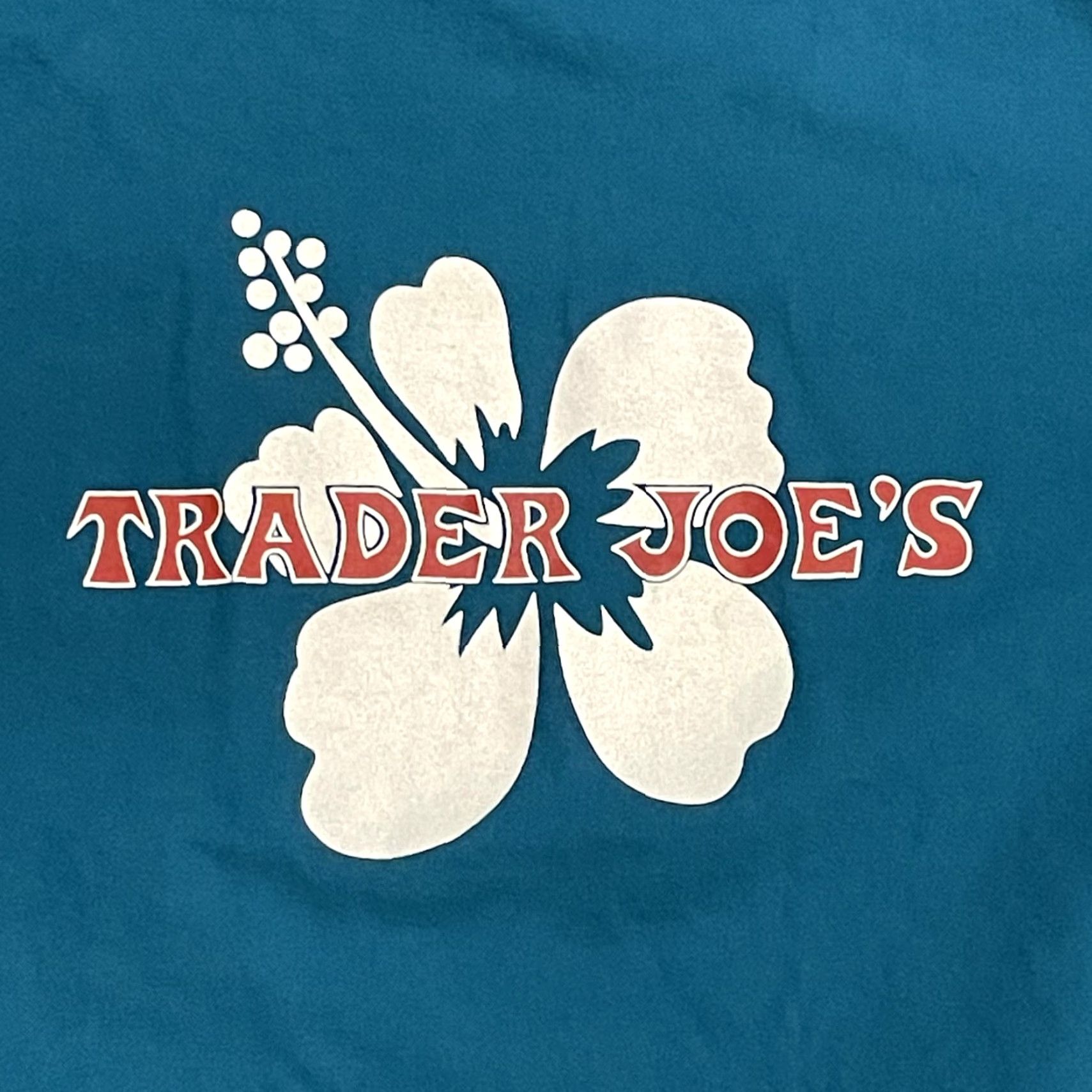 Vintage VINTAGE Trader Joe's Hibiscus Shirt L Men Blue Graphic Tee TShirt Crew Neck Short Sleeve Logo Hawaiian Relaxed Fit Size US L / EU 52-54 / 3 - 3 Thumbnail