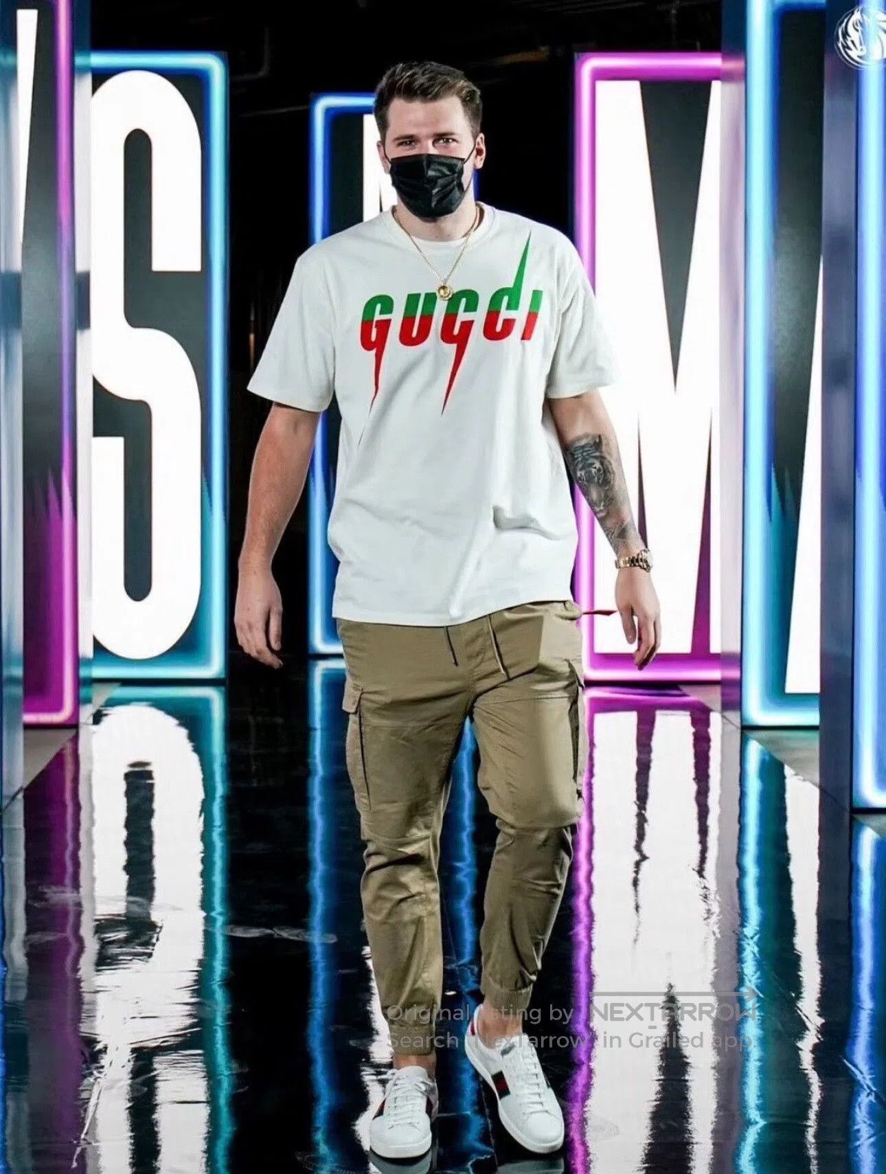 Gucci gucci white lightning logo short sleeve t. Size US L / EU 52-54 / 3 - 9 Thumbnail