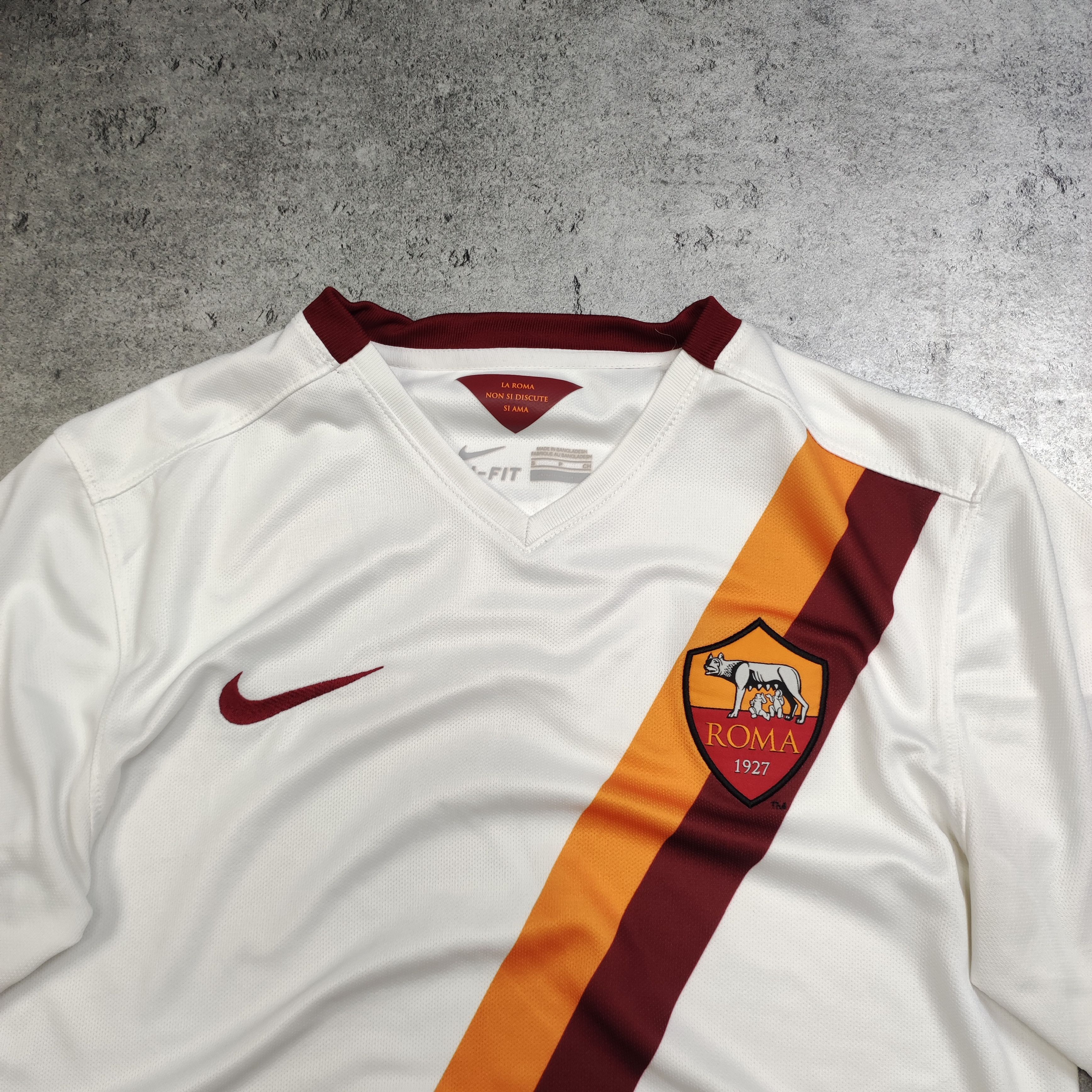 Vintage RARE Football Soccer Roma FC 2015 Away Nike Jersey Size US S / EU 44-46 / 1 - 4 Thumbnail