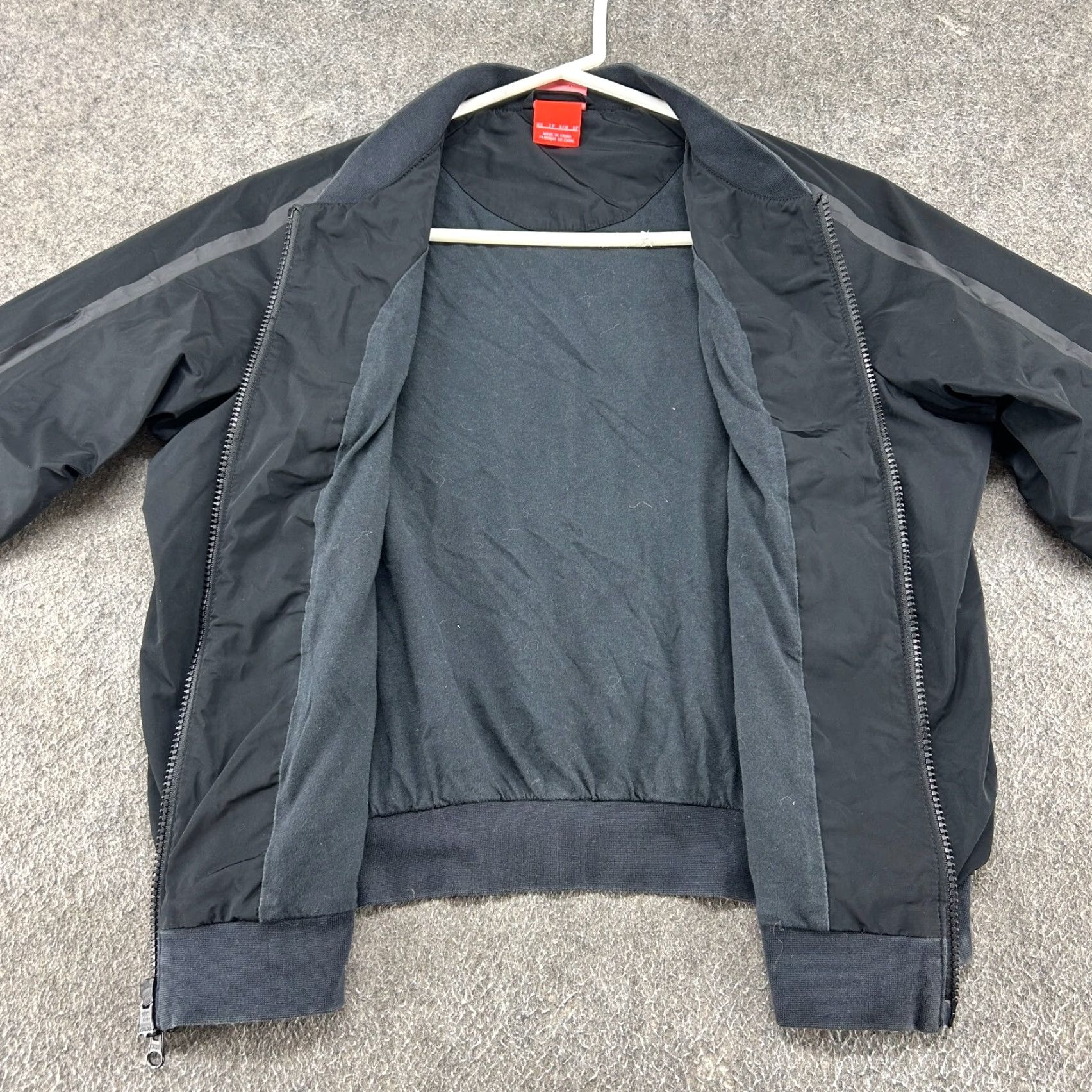Nike VINTAGE Nike Jacket Womens XS Black Windbreaker Lined Swoosh Polyester 90s Golf Womens Size XS / US 0-2 / IT 36-38 - 6 Thumbnail