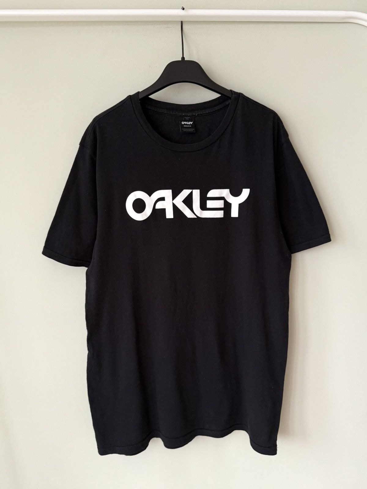 Oakley Oakley software vintage logo tshirt y2k Size US M / EU 48-50 / 2 - 1 Thumbnail
