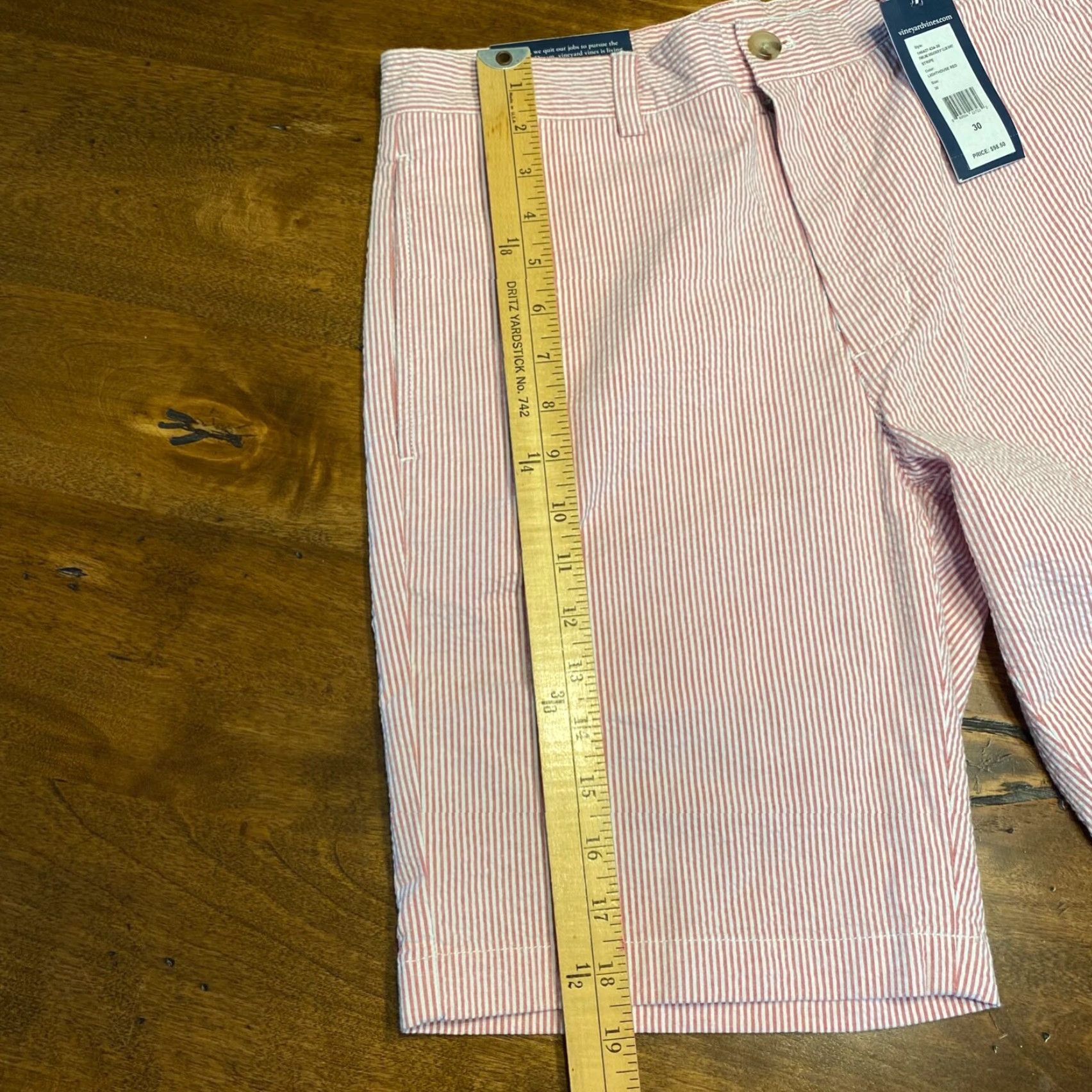 Vineyard Vines NEW Vineyard Vines 9" Club Shorts Mens 30 Red White Lighthouse Striped Size US 30 / EU 46 - 7 Thumbnail