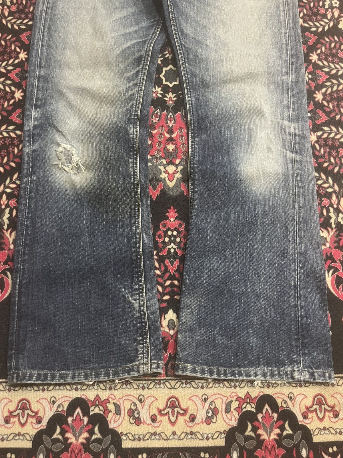 Lee Vintage Japan Lee Rider Blue Faded Wash Distress Flare Jeans Size US 32 / EU 48 - 9 Thumbnail