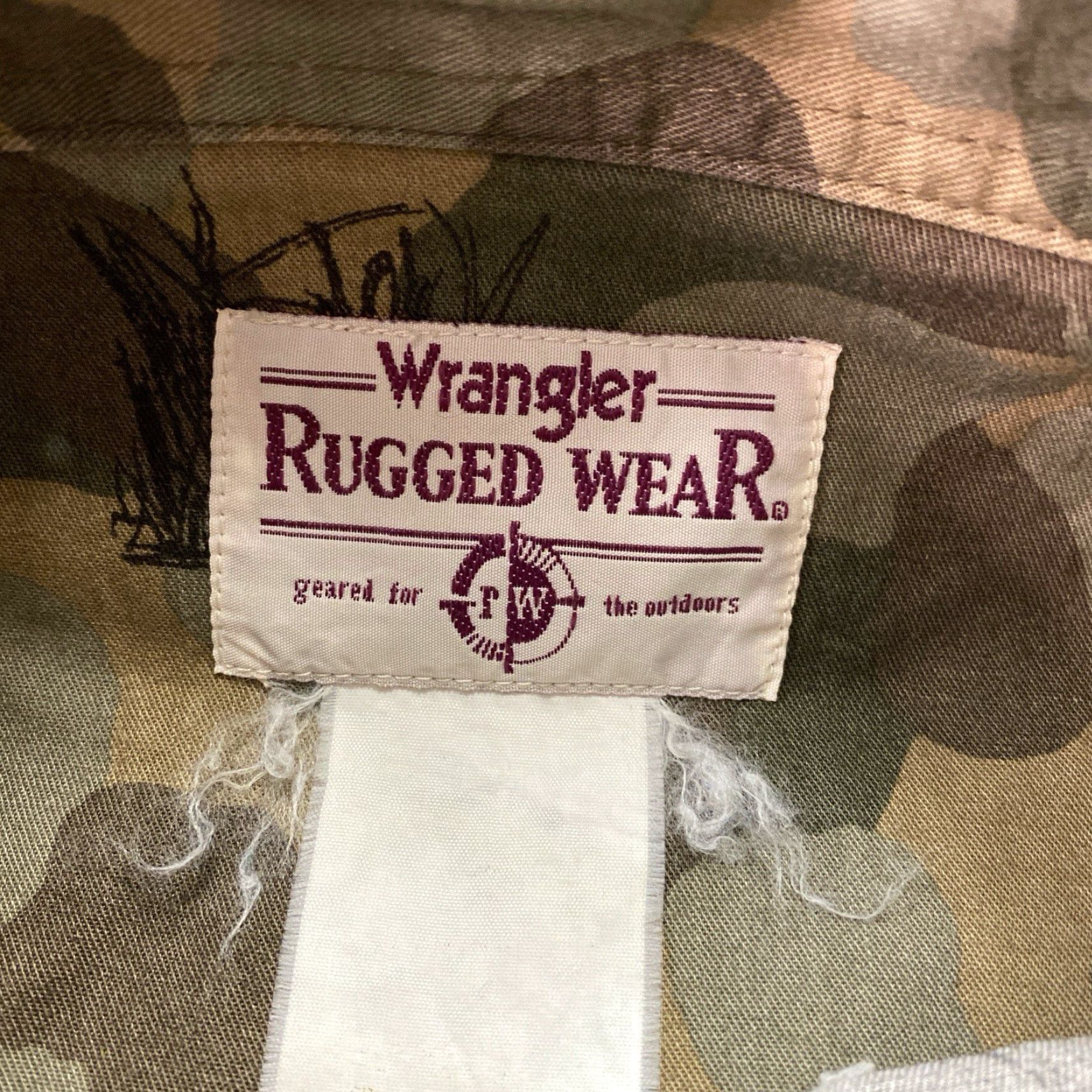 Wrangler Wrangler Rugged Wear Camo Long Sleeve Button Up Shirt XXL Multicolor 90s Outdoor Hunting Dog Retriever Mens Shirt Size US XXL / EU 58 / 5 - 4 Thumbnail