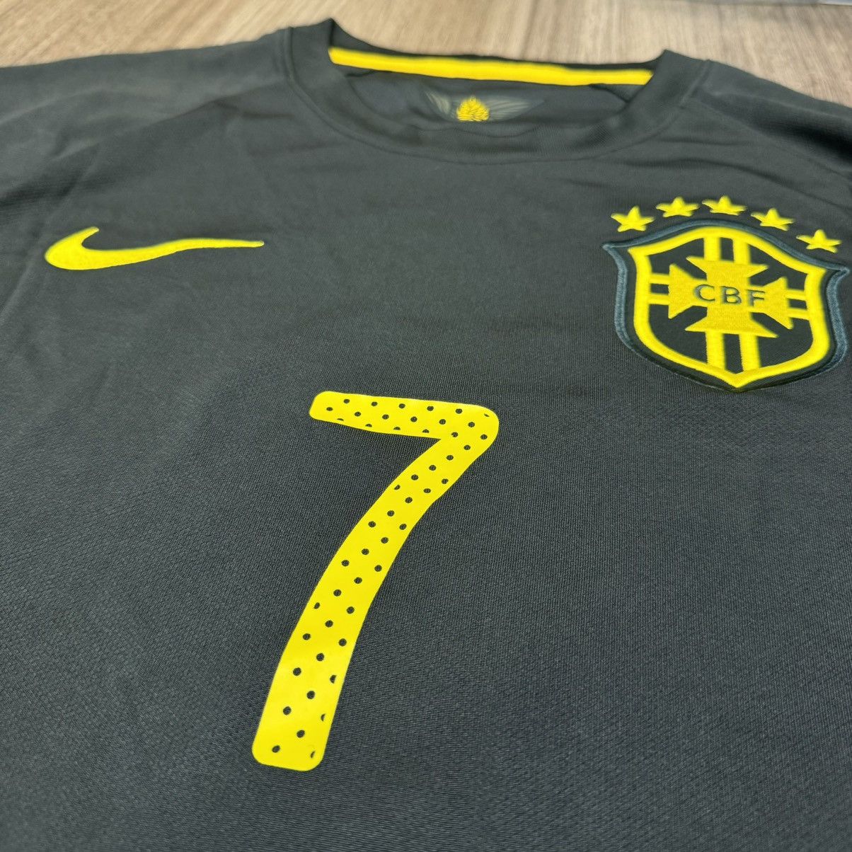 Nike Brazil 2014 away shirt #7 Pato Size US L / EU 52-54 / 3 - 4 Thumbnail