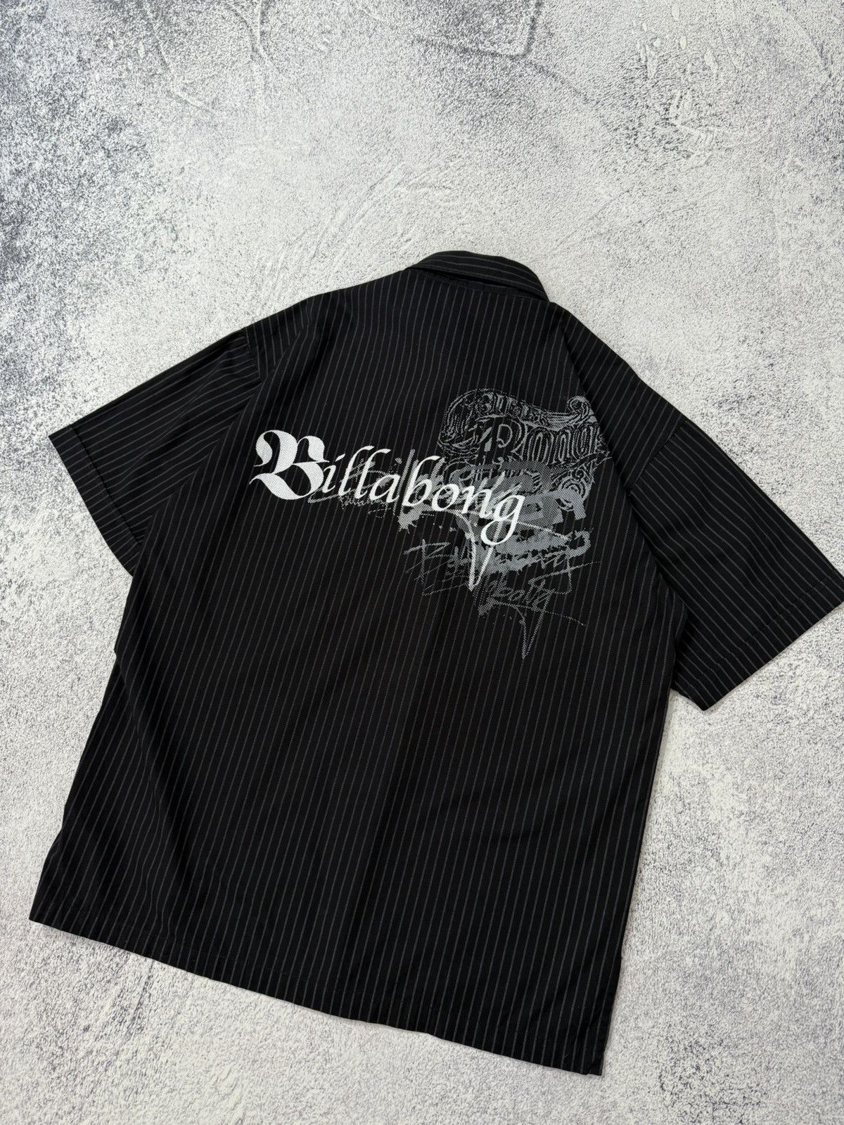 Billabong Vintage Y2K Billabong Short Sleeve Shirt Tatto Tribal Surf Size US XXL / EU 58 / 5 - 8 Thumbnail