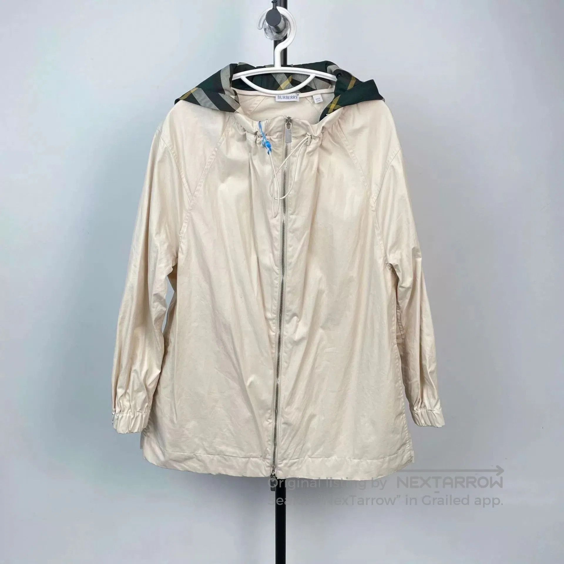 Burberry Beige Hooded Zip-Up Light Jacket. Size US XXS / EU 40 - 1 Thumbnail