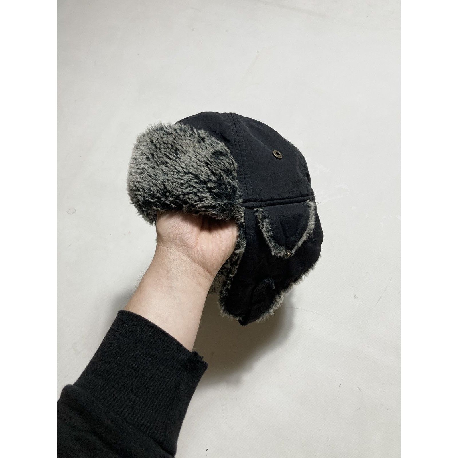 Pre-owned Avant Garde Black Fuzzy Mohair Japanese Ushanka Hat