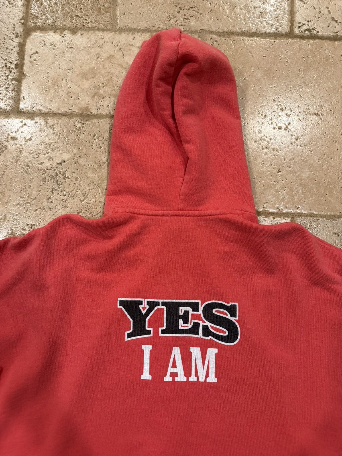 Vetements Vetements Reconstructed Fan Yes I Am Print Red Zip Up Hoodie Size US S / EU 44-46 / 1 - 14 Thumbnail