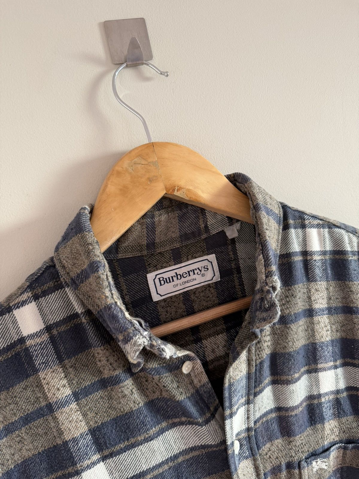 Burberry Burberrys Vintage Flannel Shirt Distressed Check Size US L / EU 52-54 / 3 - 2 Thumbnail
