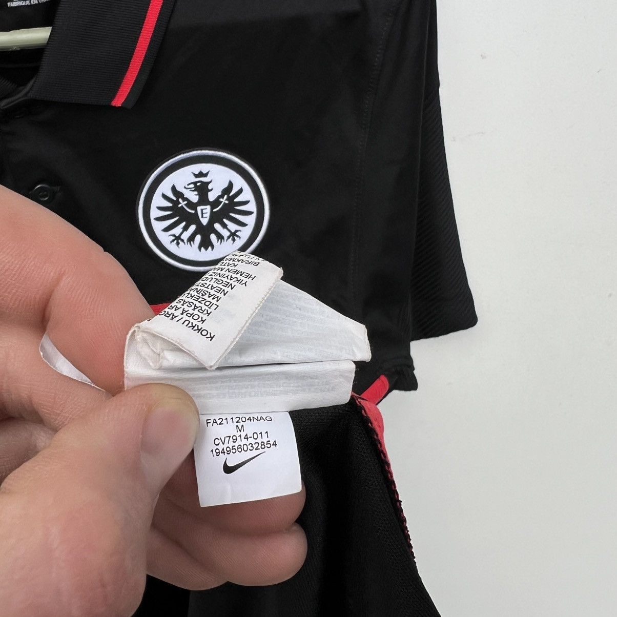 Nike Nike Eintracht Frankfurt 2021 2022 soccer jersey Size US M / EU 48-50 / 2 - 8 Thumbnail