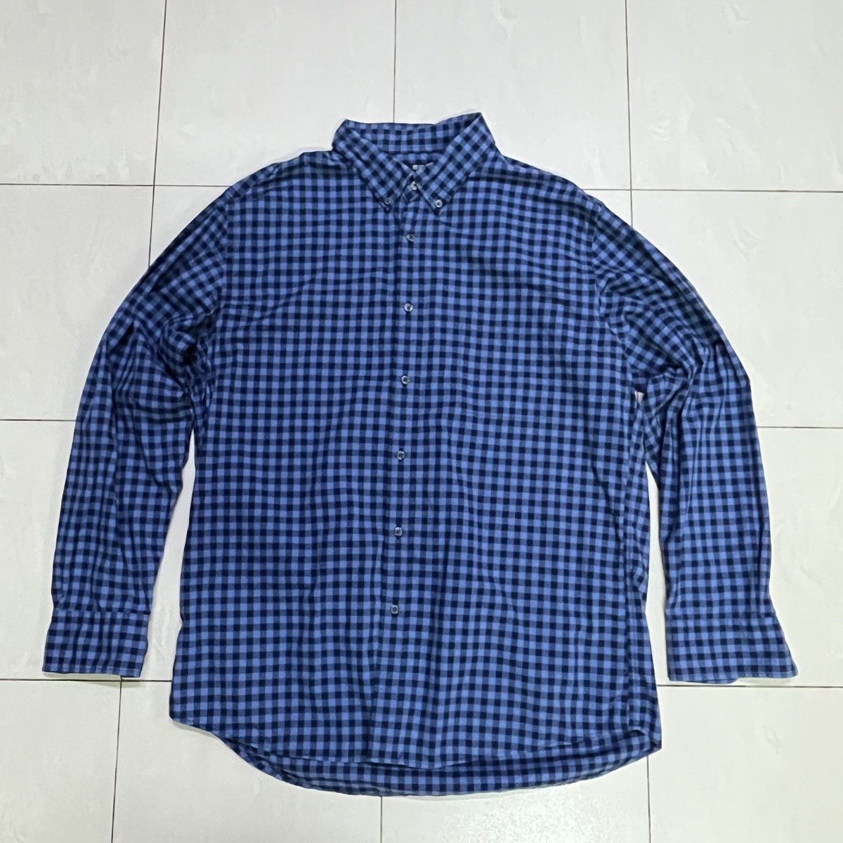 Uniqlo Uniqlo Button Up Checkered Shirt Size US L / EU 52-54 / 3 - 1 Thumbnail