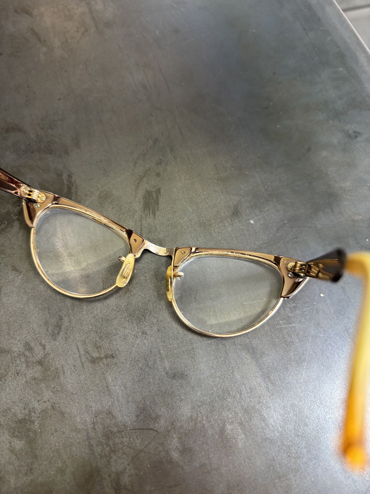 Shuron 1960s Shuron Frames Vintage Eyeglasses Horn Rim USA Gold Size ONE SIZE - 15 Thumbnail