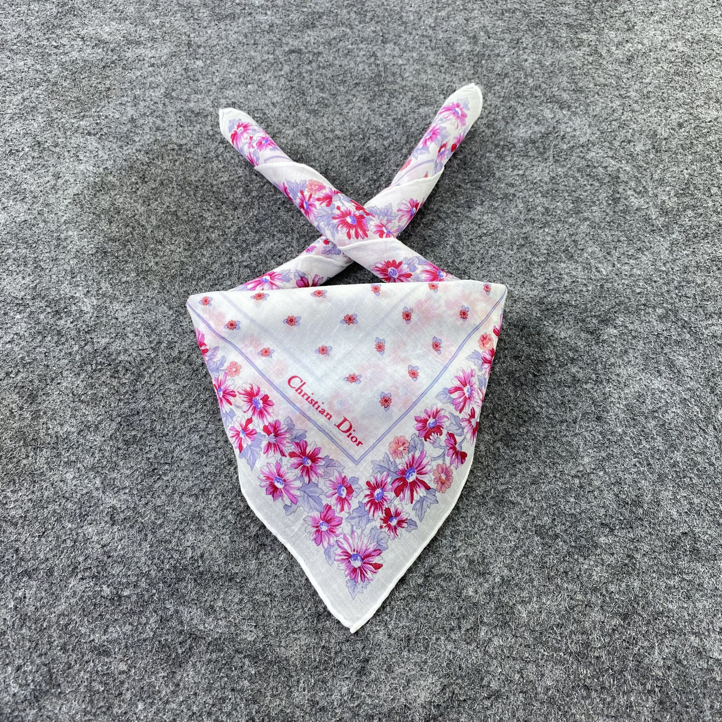 Vintage Christian Dior Handkerchief / Bandana / Neckerchief-B1112 Size ONE SIZE - 2 Thumbnail