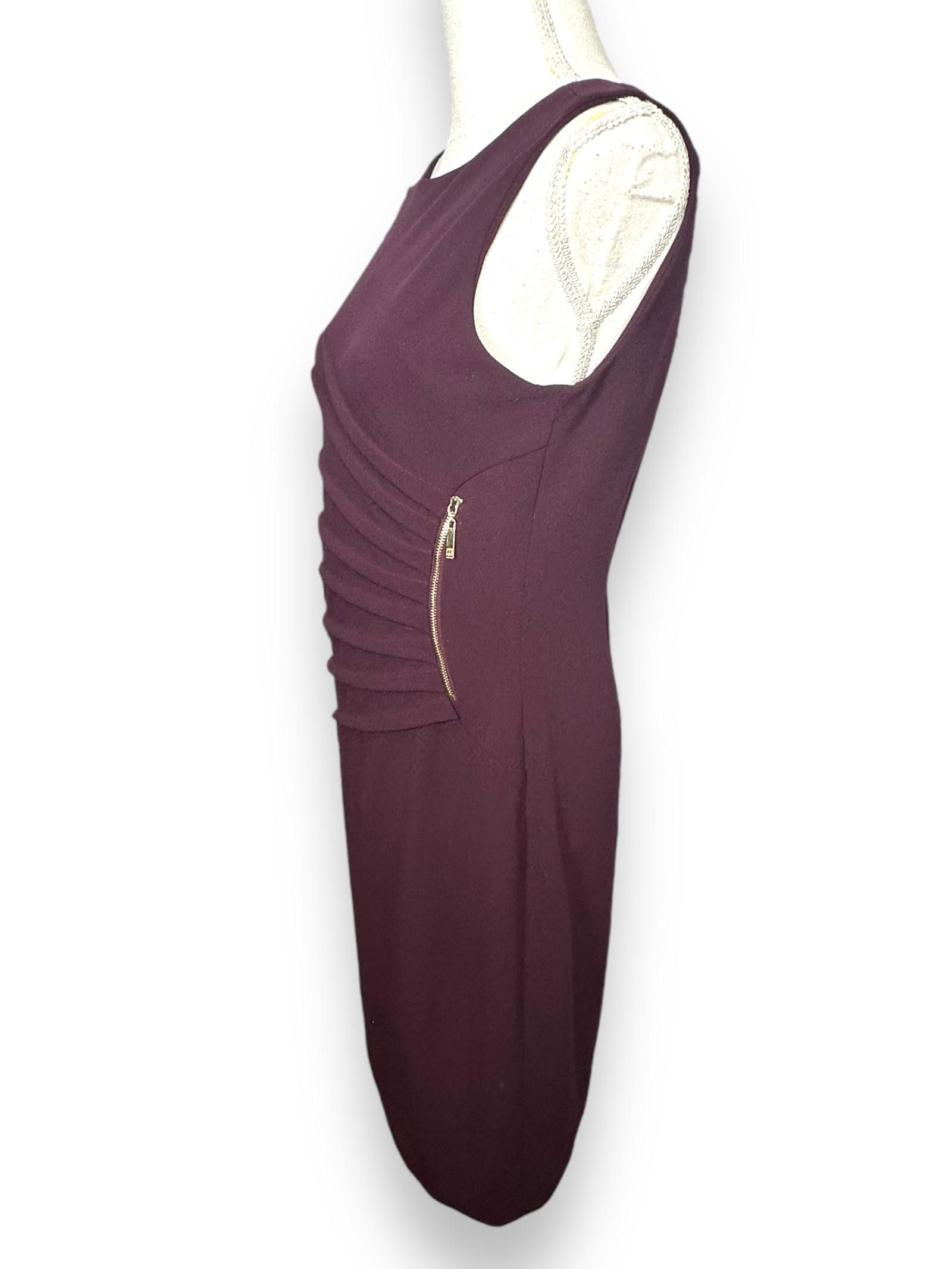 Designer Ivanka Trump Plum Sheath Dress With Sunburst Pleats 6 Size M / US 6-8 / IT 42-44 - 2 Thumbnail