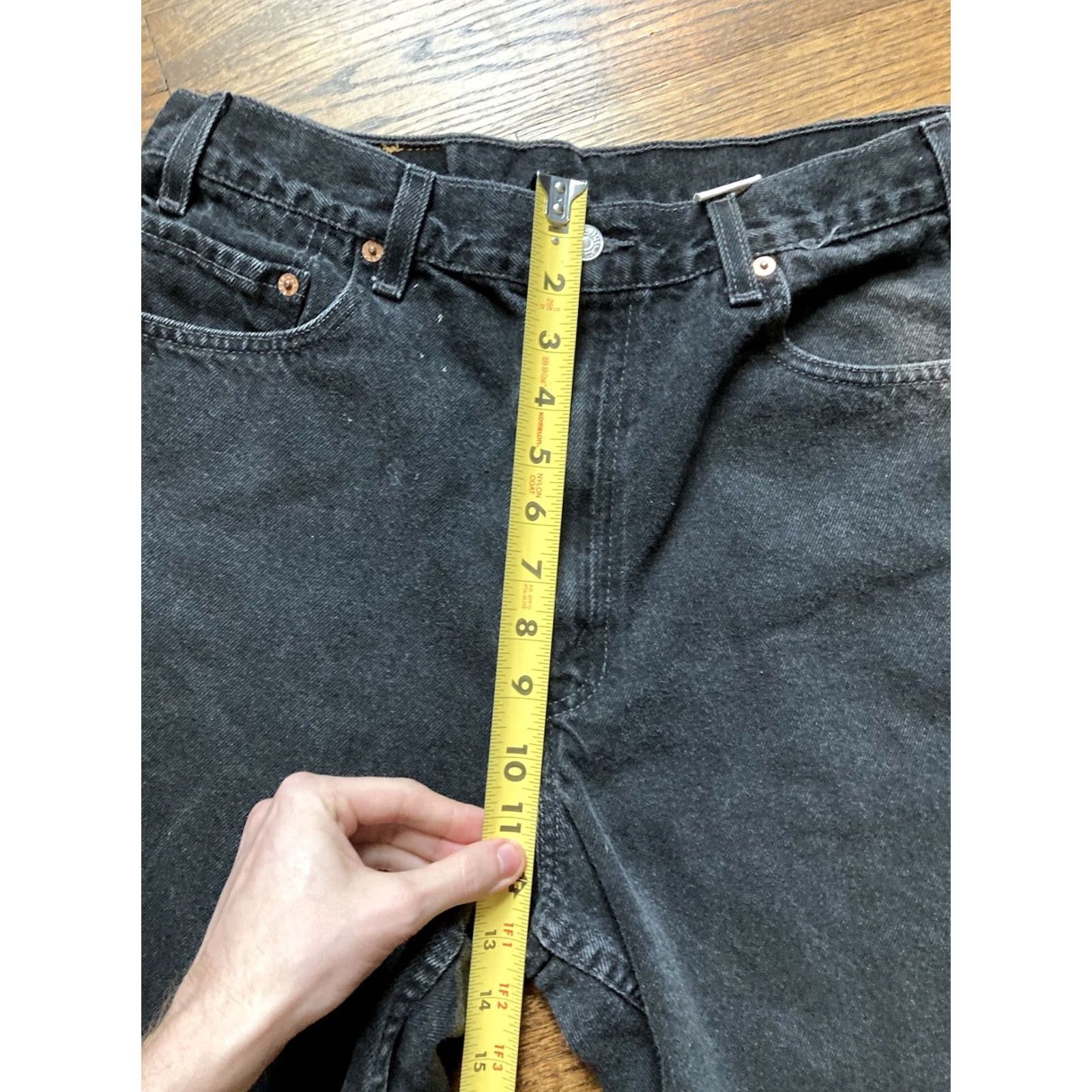 Levi's VINTAGE Levi's Bermuda Shorts 550 Denim Black 90s Grunge Mens 36 Relaxed Fit 1998 Size US 36 / EU 52 - 3 Thumbnail
