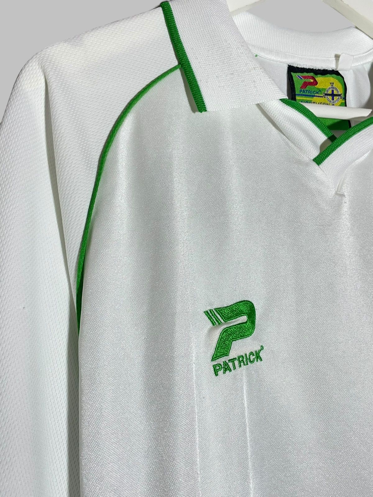 Vintage Northern Ireland Patrick 2002 Away Vintage Football Shirt Size US XL / EU 56 / 4 - 3 Thumbnail