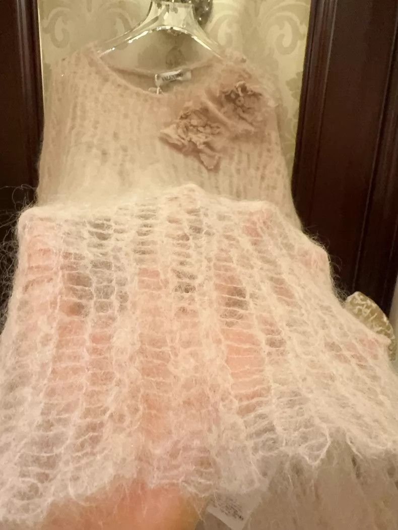 Valentino Valentino Pink mohair cut-out top Size S / US 4 / IT 40 - 6 Thumbnail