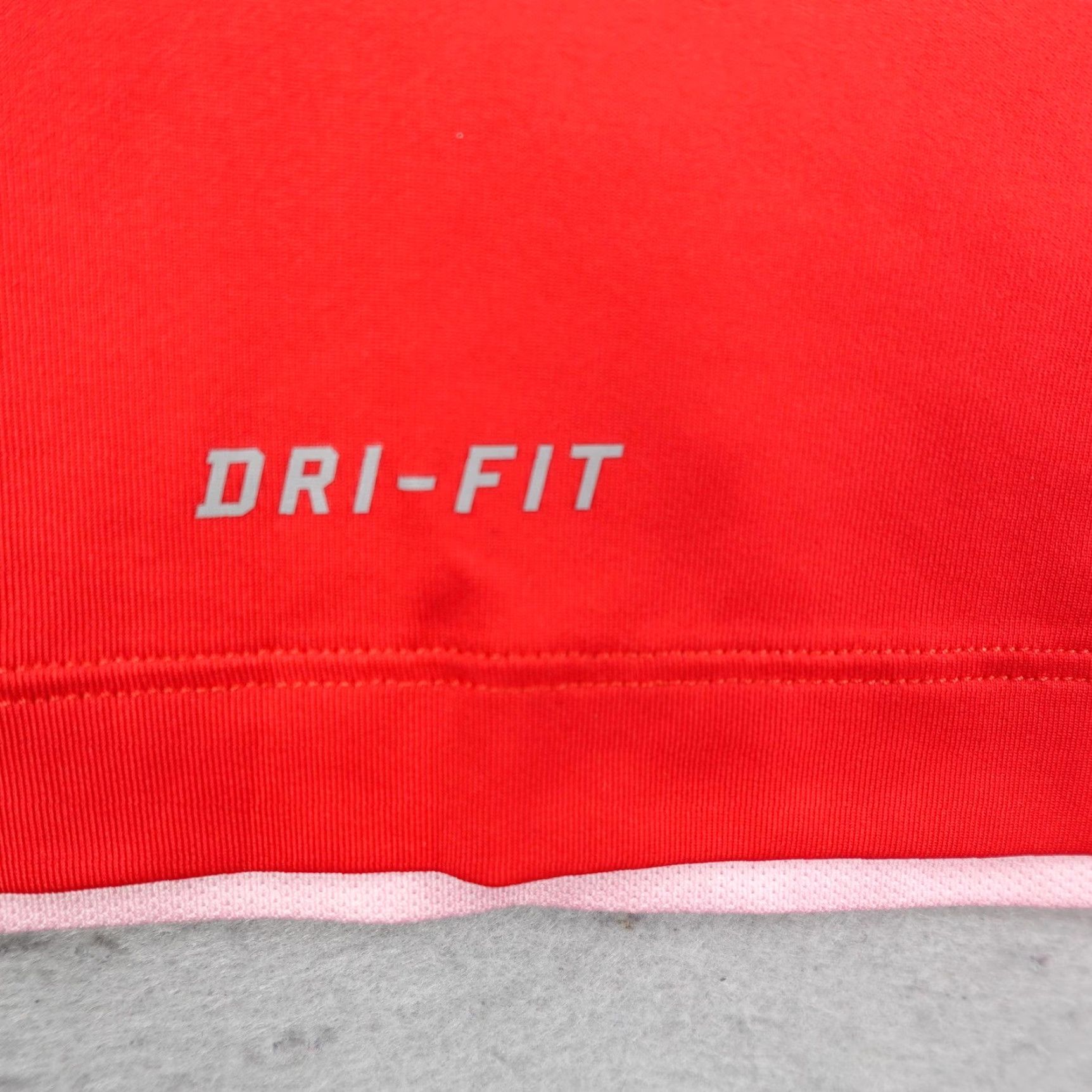 Nike Nike Shirt Mens XL Red Tiger Woods Dri Fit Performance TW Glow Golf Snap Polo Size US XL / EU 56 / 4 - 4 Thumbnail