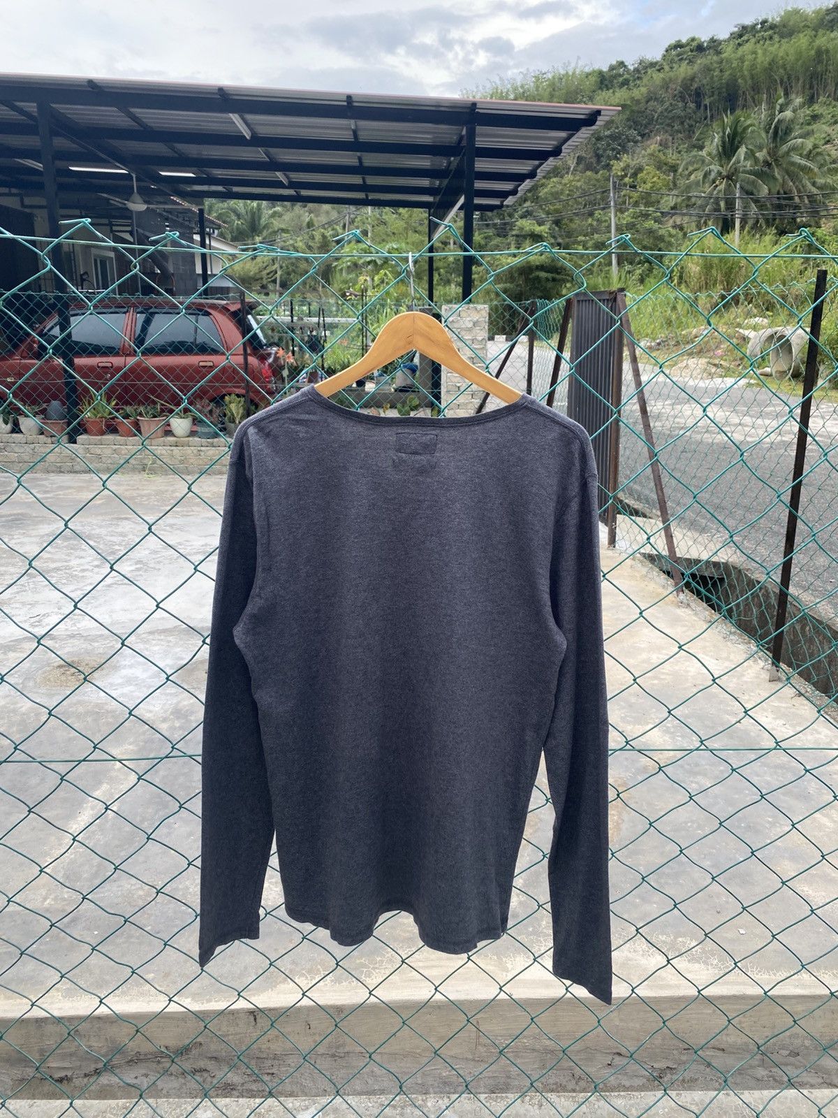 Beams Plus Beams vneck long sleeve tshirt Size US L / EU 52-54 / 3 - 2 Thumbnail