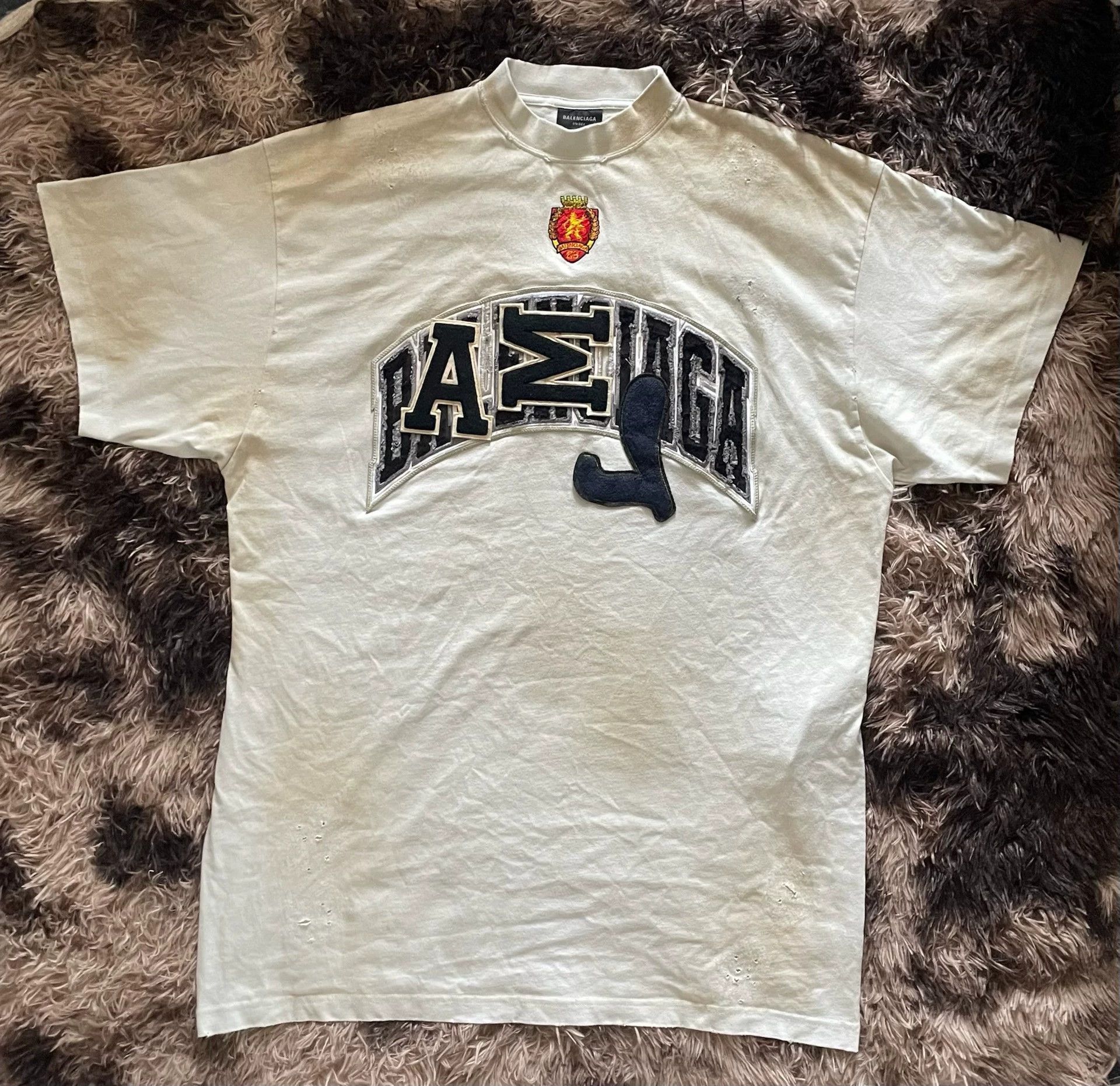Balenciaga Balenciaga 23ss vintage mud dyed Manchester United short sleeved shirt Size US S / EU 44-46 / 1 - 1 Thumbnail