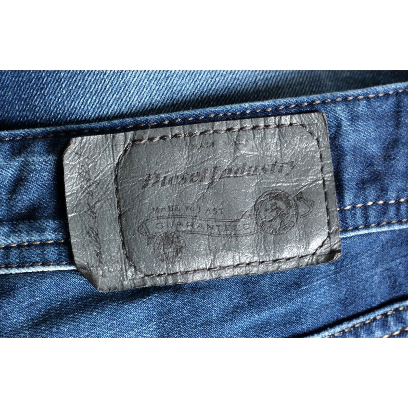 Diesel DIESEL LARKEE 0842M Jeans Men Regular Straight 32x32 DZ7144 Blue Size US 32 / EU 48 - 4 Thumbnail