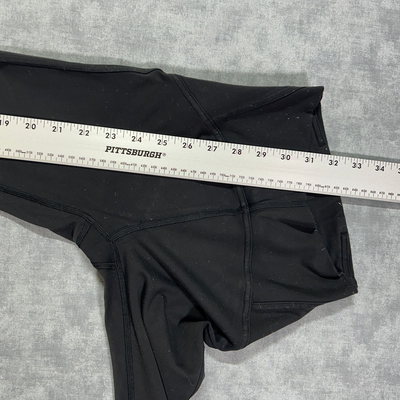 Lululemon Lululemon All The Right Places workout leggings Tight wms 0 Size 25" / US 0 / IT 36 - 8 Thumbnail