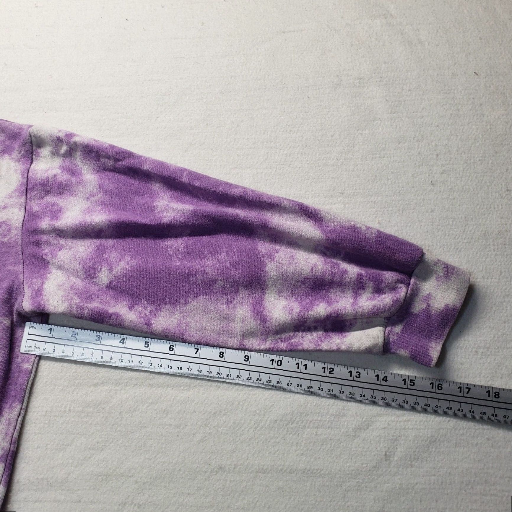 Vintage Looney Tunes Pullover Sweatshirt Women XL Purple Tie Dye Bugs Tweety Taz Shirt Size XL / US 12-14 / IT 48-50 - 7 Thumbnail