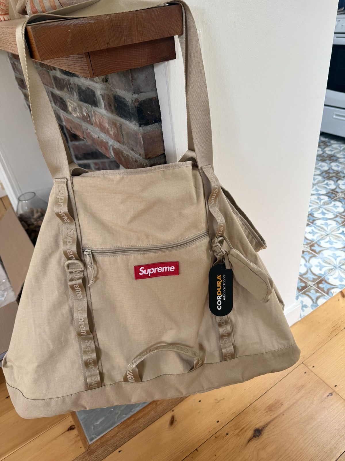 Supreme X-Large Tote Bag + Utility Pouch Size ONE SIZE - 1 Thumbnail