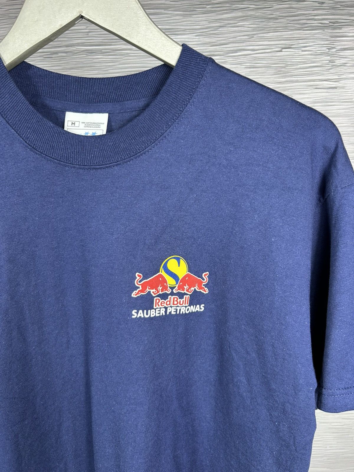 Red Bull Vintage Red Bull Sauber Petronas Racing Formula 1 T-Shirt M Size US M / EU 48-50 / 2 - 4 Thumbnail
