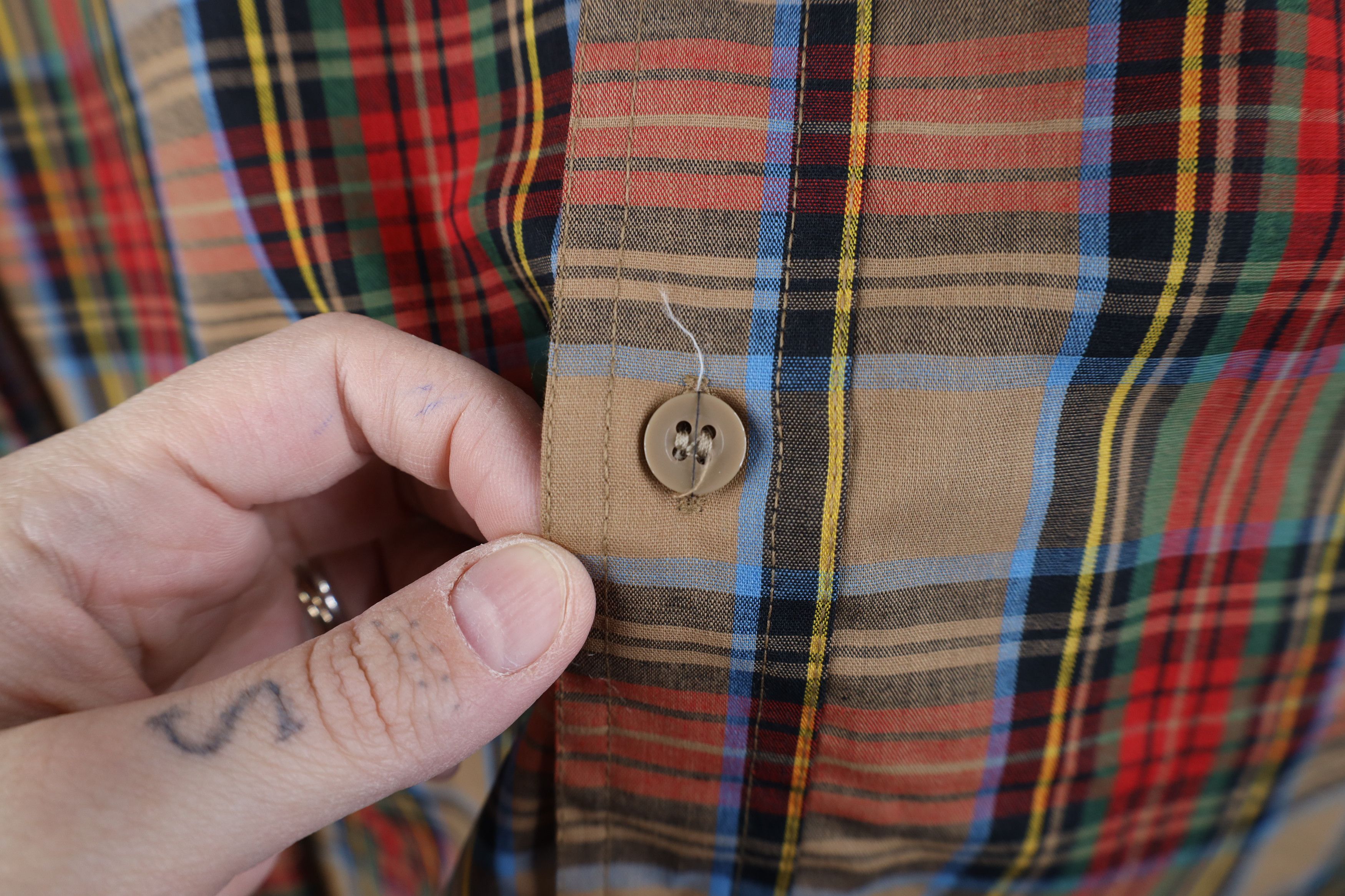 Vintage Deadstock Vintage 70s Streetwear Plaid Collared Button Shirt Size US L / EU 52-54 / 3 - 4 Thumbnail