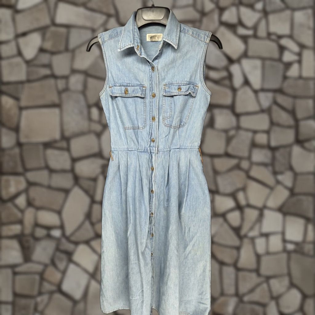 VINTAGE Banana Republic Denim Midi Dress Womens Size Medium Sleeveless A-Line Blue